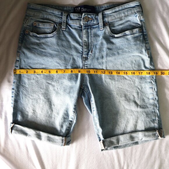 Gap Denim Shorts -  9" Bermuda Short - Light Wash - Size 6/28 - Picture 5 of 11